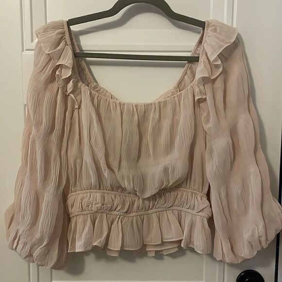 New Do + Be Cream Colored Long Sleeve Ruched Blouse - Picture 1 of 7